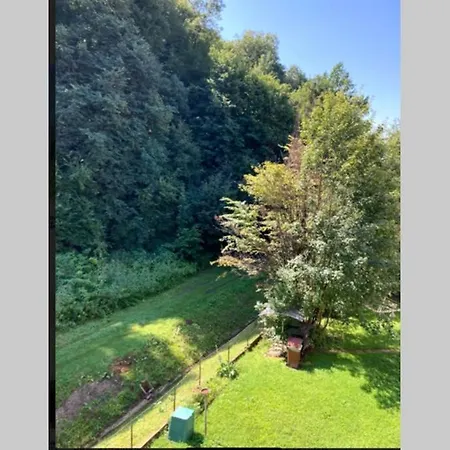 Cozy Close To Town, Castle, And Hiking